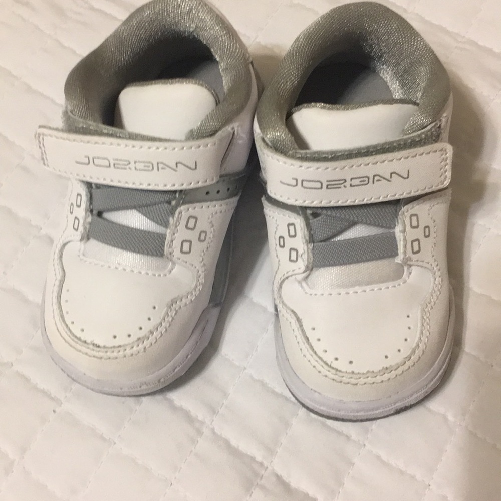 Baby Jordan’s size 5